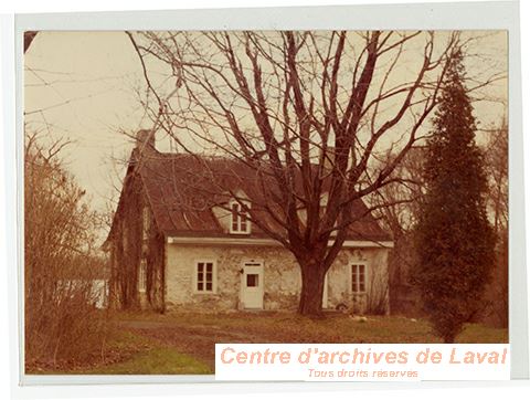 Maison situe au 765 et 775, rue des Patriotes, Sainte-Rose.