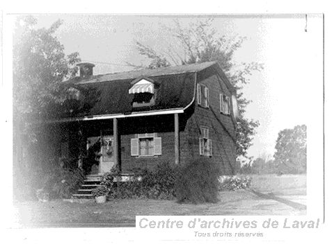 Maison autrefois situe au 195, boulevard Saint-Elzar Ouest, Vimont.