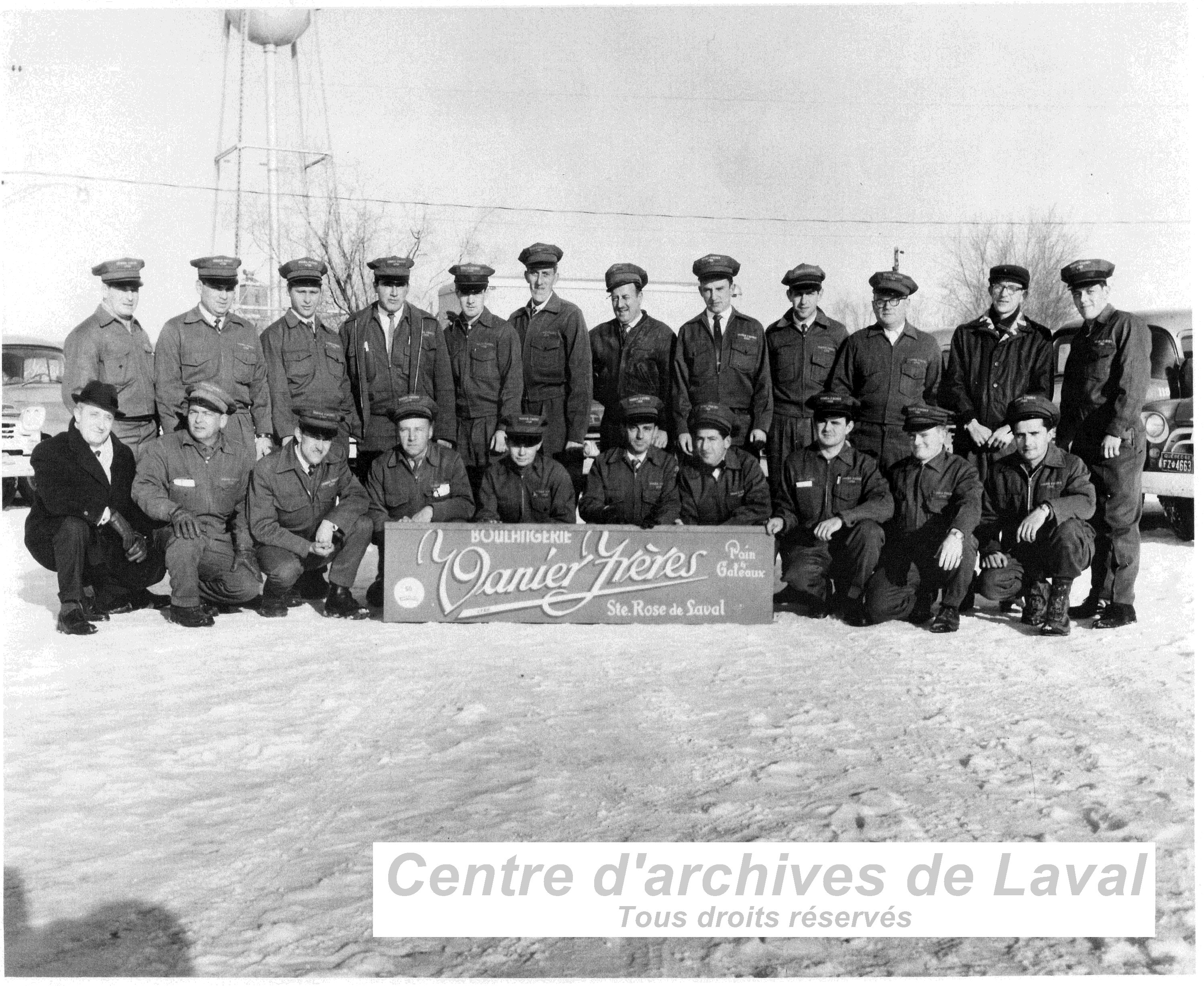 L'quipe de livraison de la Boulangerie Vanier et Frres,  Sainte-Rose.