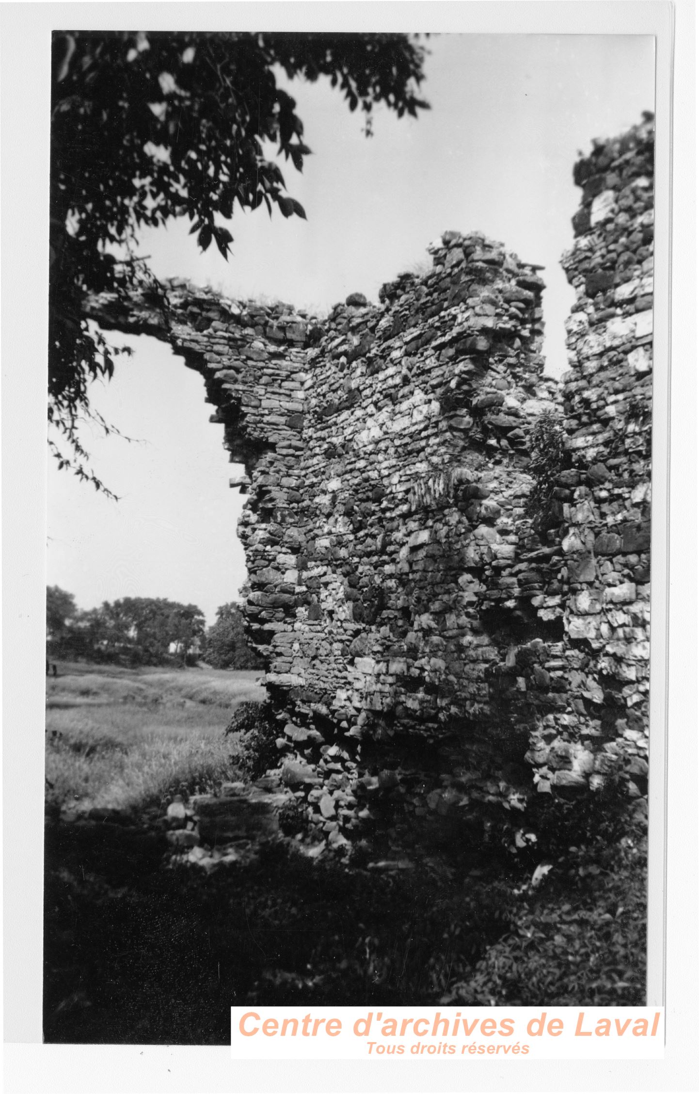 Vestiges du moulin Saint-Franois  Saint-Franois-de-Sales