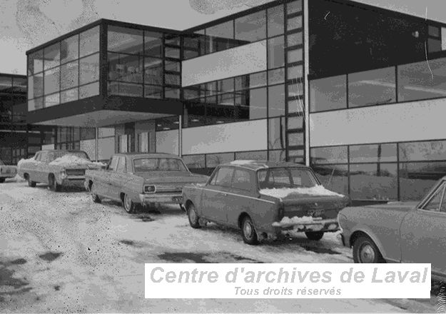 Extrieur de l'cole John F. Kennedy en hiver