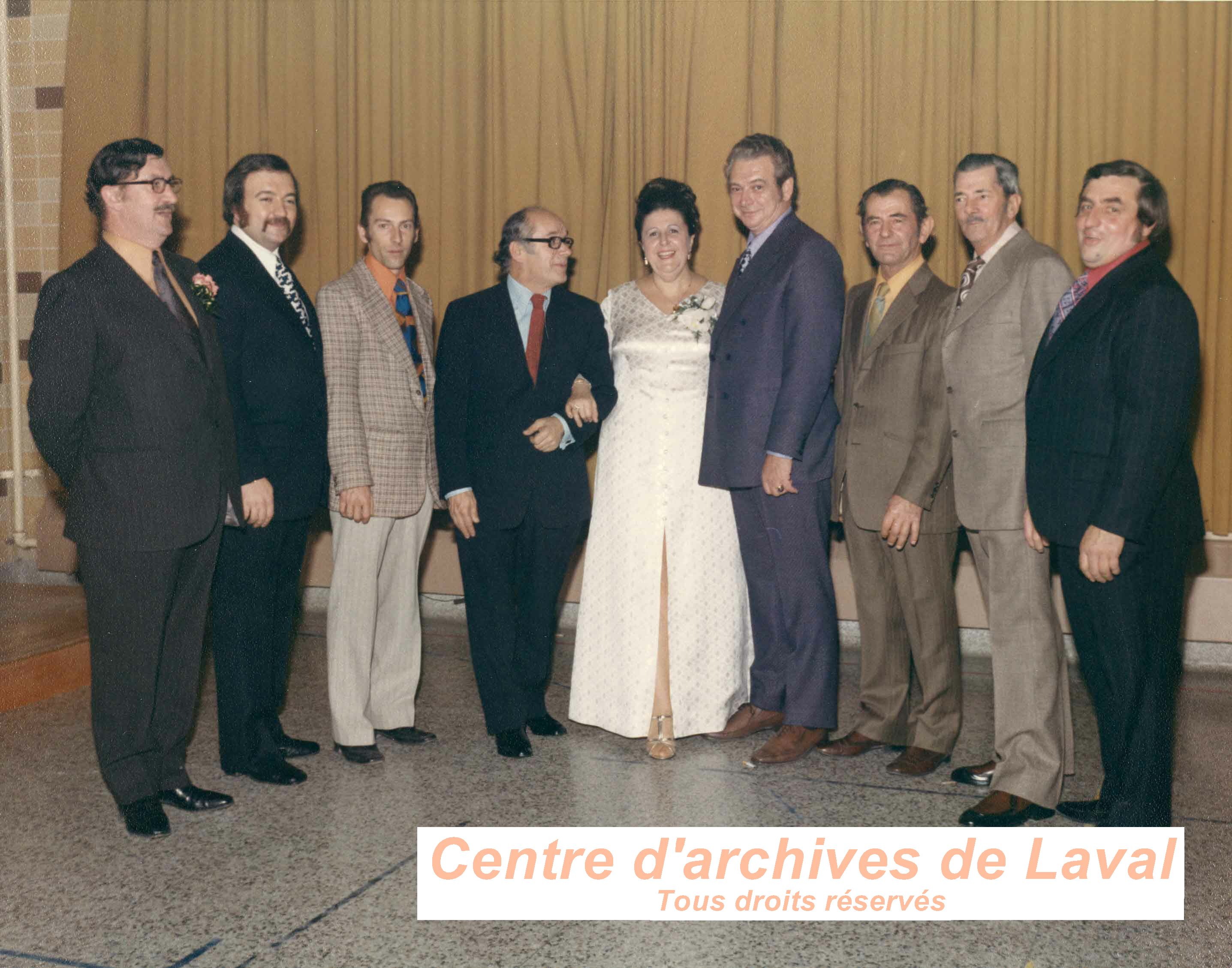 Photo de groupe au [gymnase Polyvalente Cur-Antoine-Labelle].