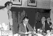 Jean-Noël Lavoie lors d'un repas avec des membres d'une délégation officielle en visite à Québec