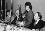 Jean-Noël Lavoie et des invités lors d'une réception
