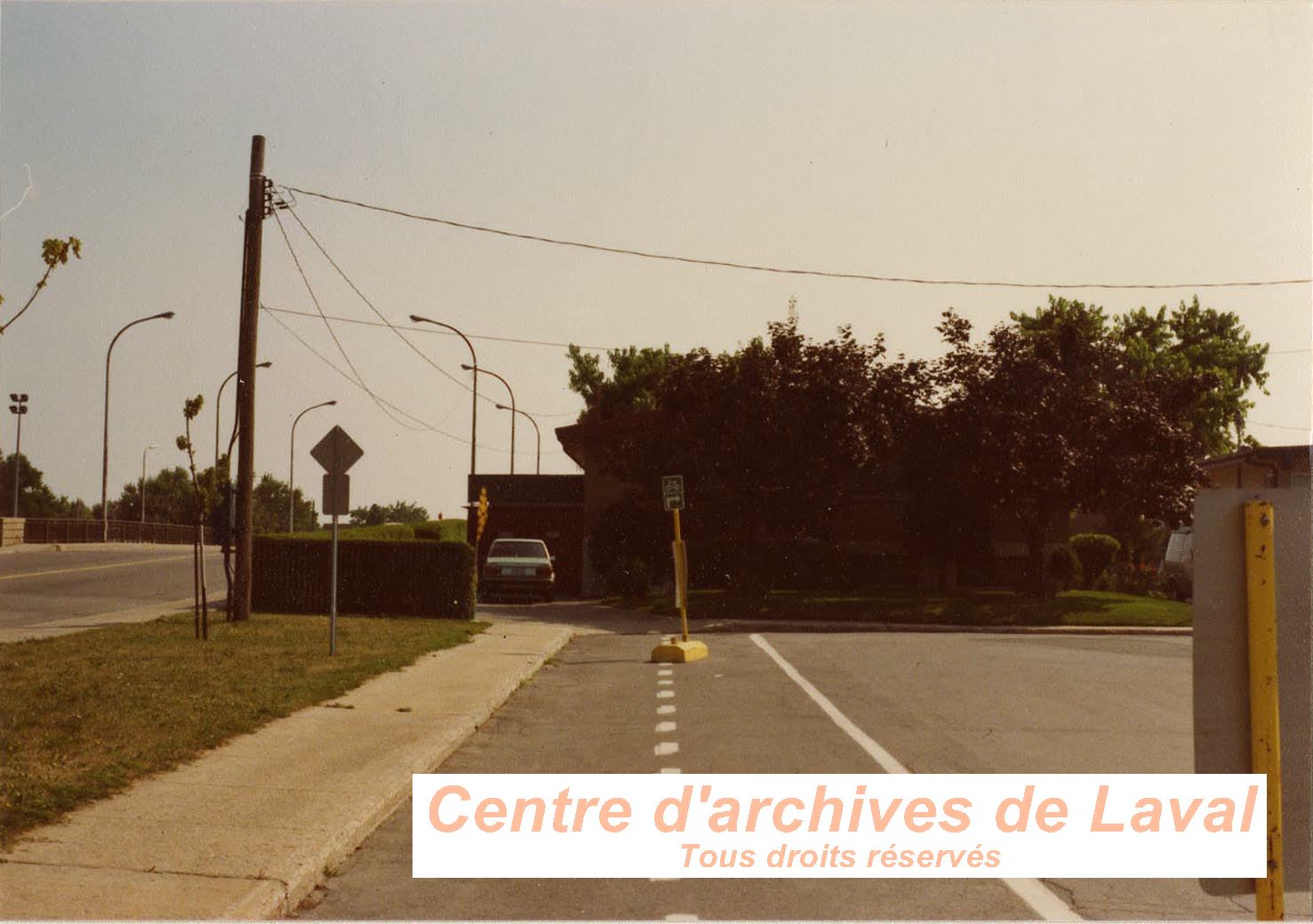 Problmes des pistes cyclables. Piste cyclable avec indication de dtour. [1982-1988]