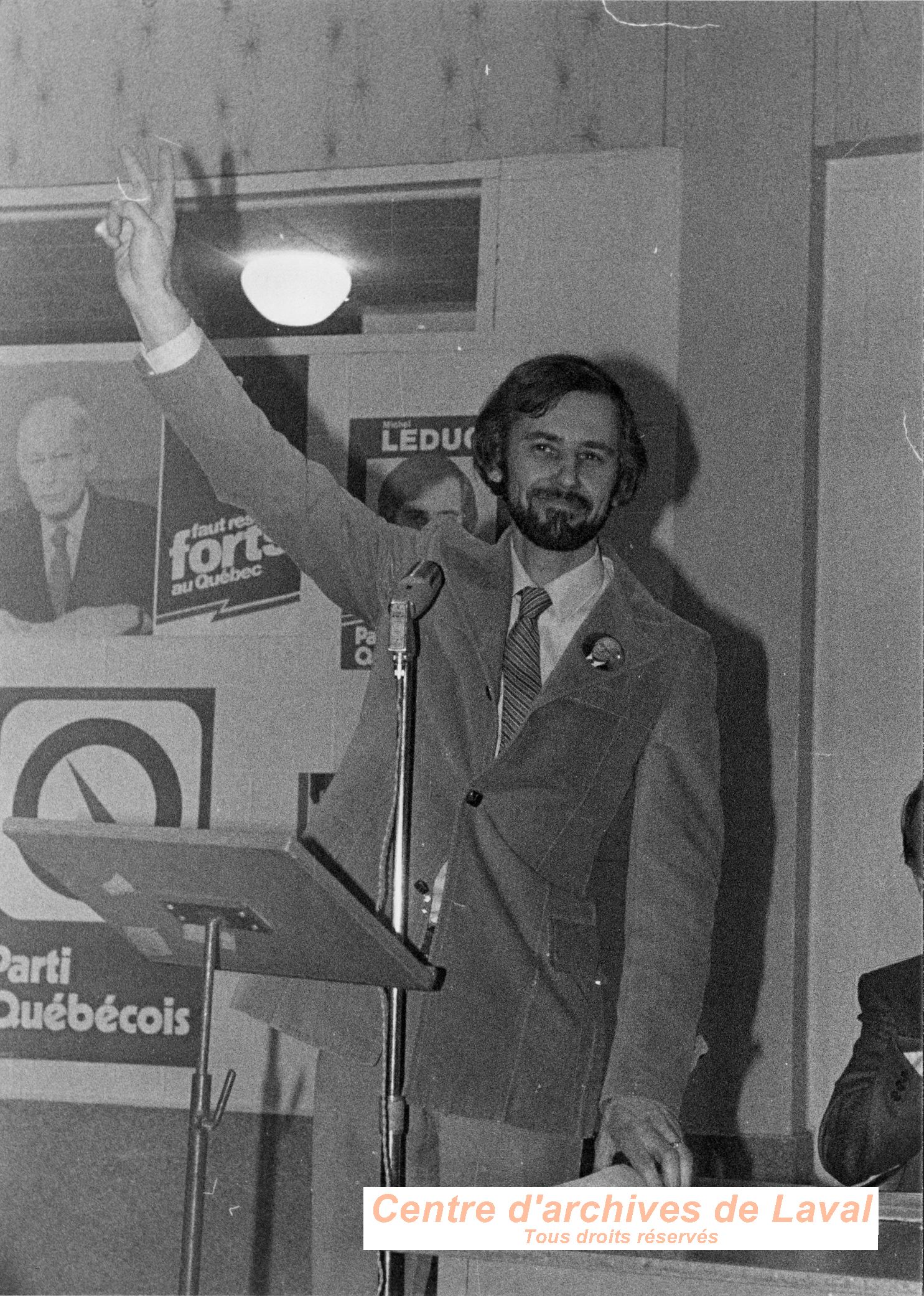 Michel Leduc lors d'un discours durant la campagne lectorale de 1981