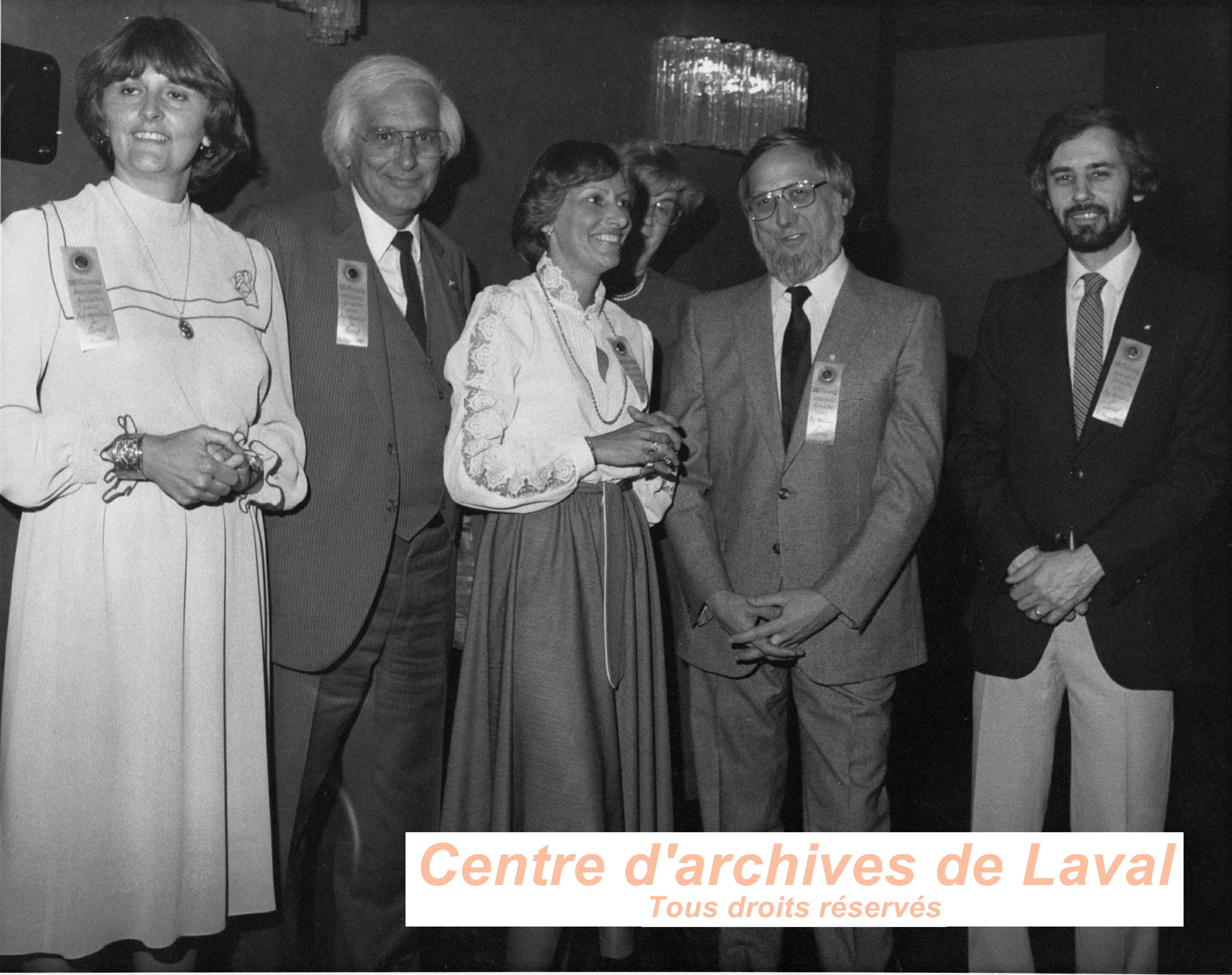 Personnalits politiques lors d'un vnement de la fondation de l'Association des Parents Uniques de Laval.