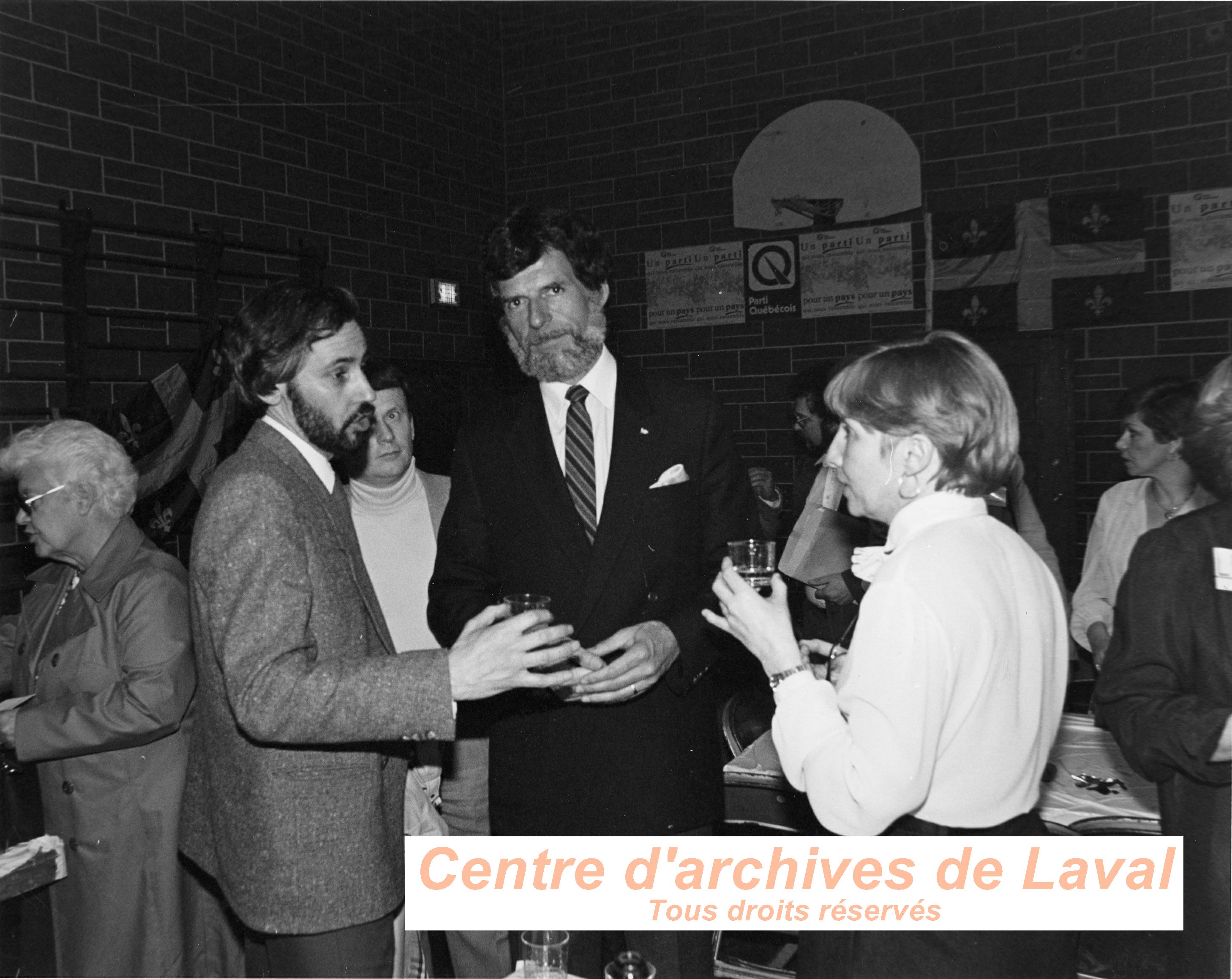 Michel Leduc en compagnie de Rodrigue Biron et Madeleine Dalphond-Guiral en 1983