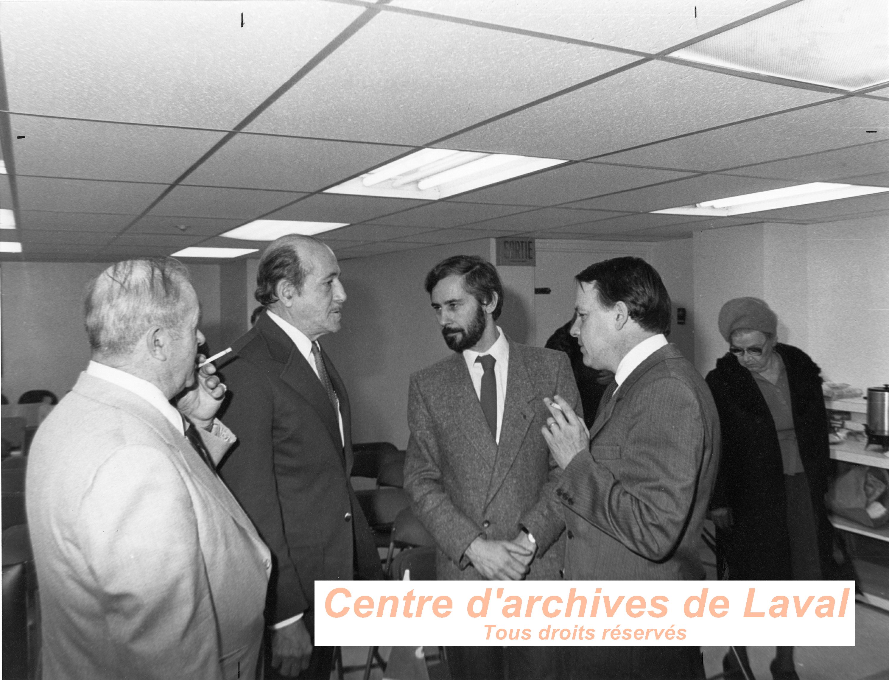 Michel Leduc et Bernard Landry lors d'une rencontre de citoyens.