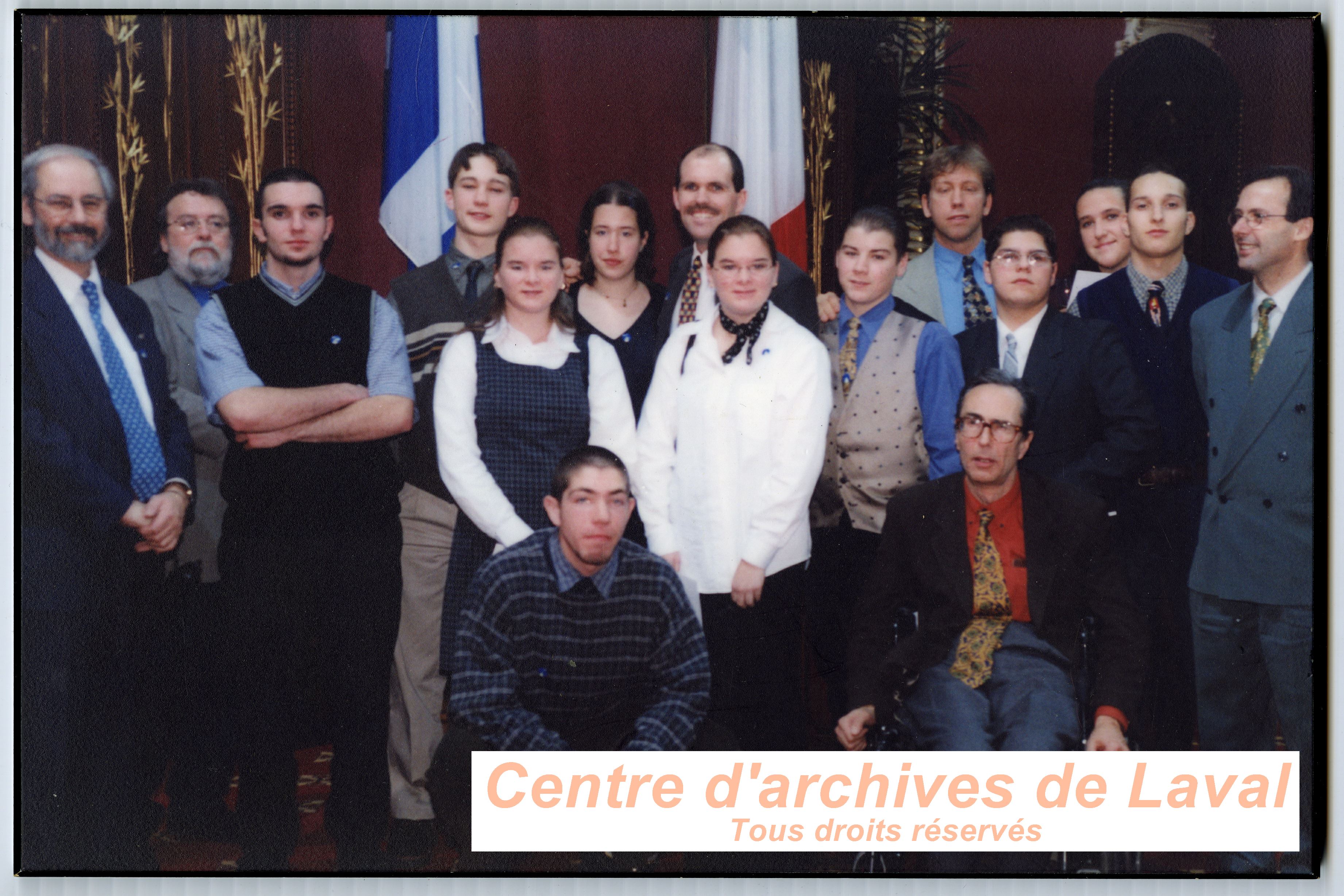 Michel Leduc et des stagiaires en insertion de l'cole Saint-Jrme, en 1998