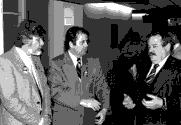 Jean-Guy Rodrigue et Jean-Paul Champagne en présence d'une personne non identifiée