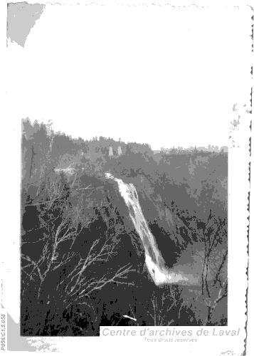 Les chutes Montmorency, prs de Qubec.