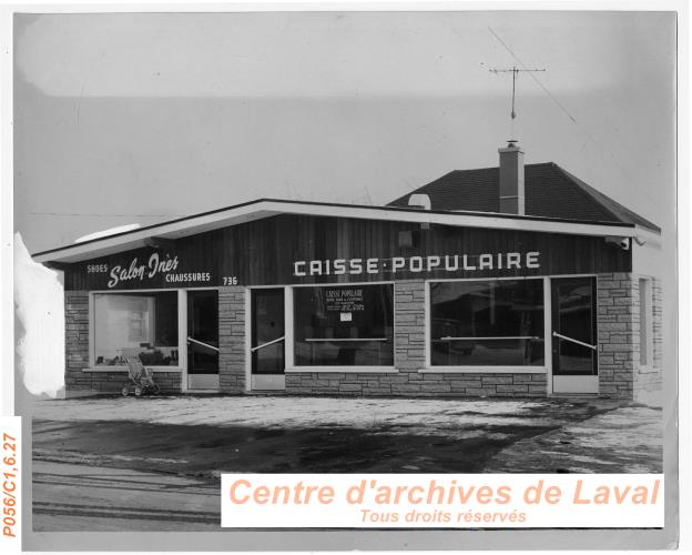 Caisse Populaire Notre-Dame de l'Esprance de Sainte-Dorothe et le dtaillant de chaussures Salon Ins.