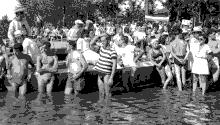 Première parade nautique du Club nautique des Mille-Îles, 1945