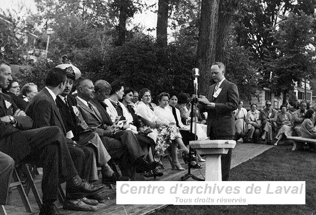 Treizime parade nautique du Club nautique des Mille-les, 1957