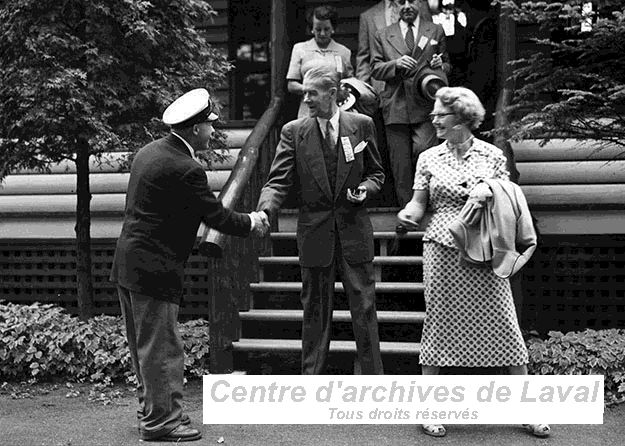 Neuvime parade nautique du Club nautique des Mille-les, 1953