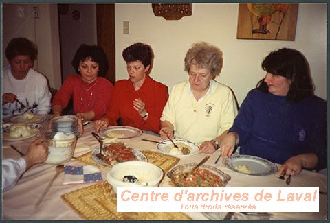 vnement micro-ondes au Cercle de fermires de Sainte-Rose/Auteuil