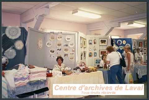 Exposition d'artisanat du Cercle de fermires Sainte-Rose/Auteuil