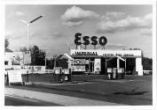 Station essence Esso