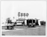Station essence Esso