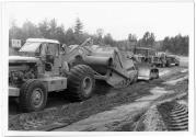 Machineries lourdes pour la construction de l'autoroute 15