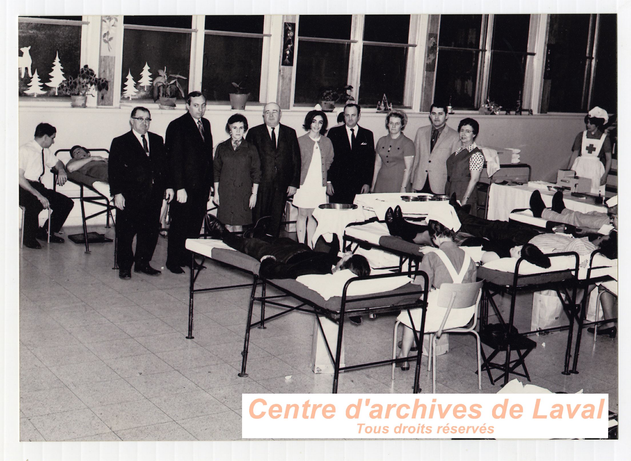 Collecte de sang  Saint-Benot en 1965.