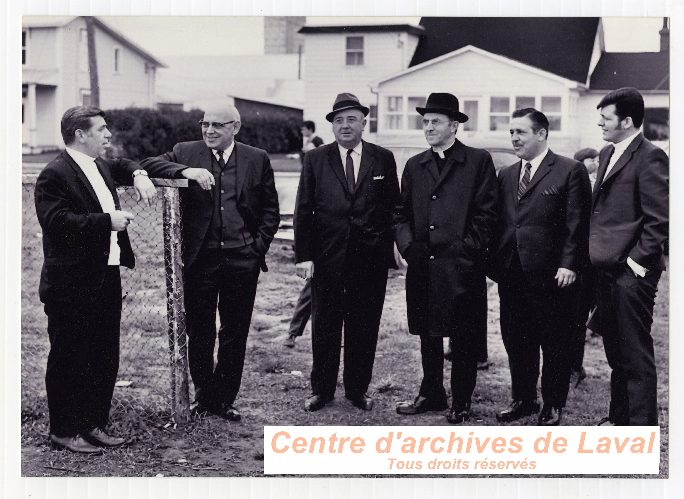 Gaston Binette, Laurent Brunet, Robert Rochon, Jean-Paul Savage, Jacques Vendette et Andr Roy (de gauche  droite)  Saint-Benot vers 1965