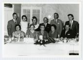 La famille Mondou runie pour le 80 anniversaire de leur an Mme Joseph Mondou  Saint-Benot le 18 juillet 1964.