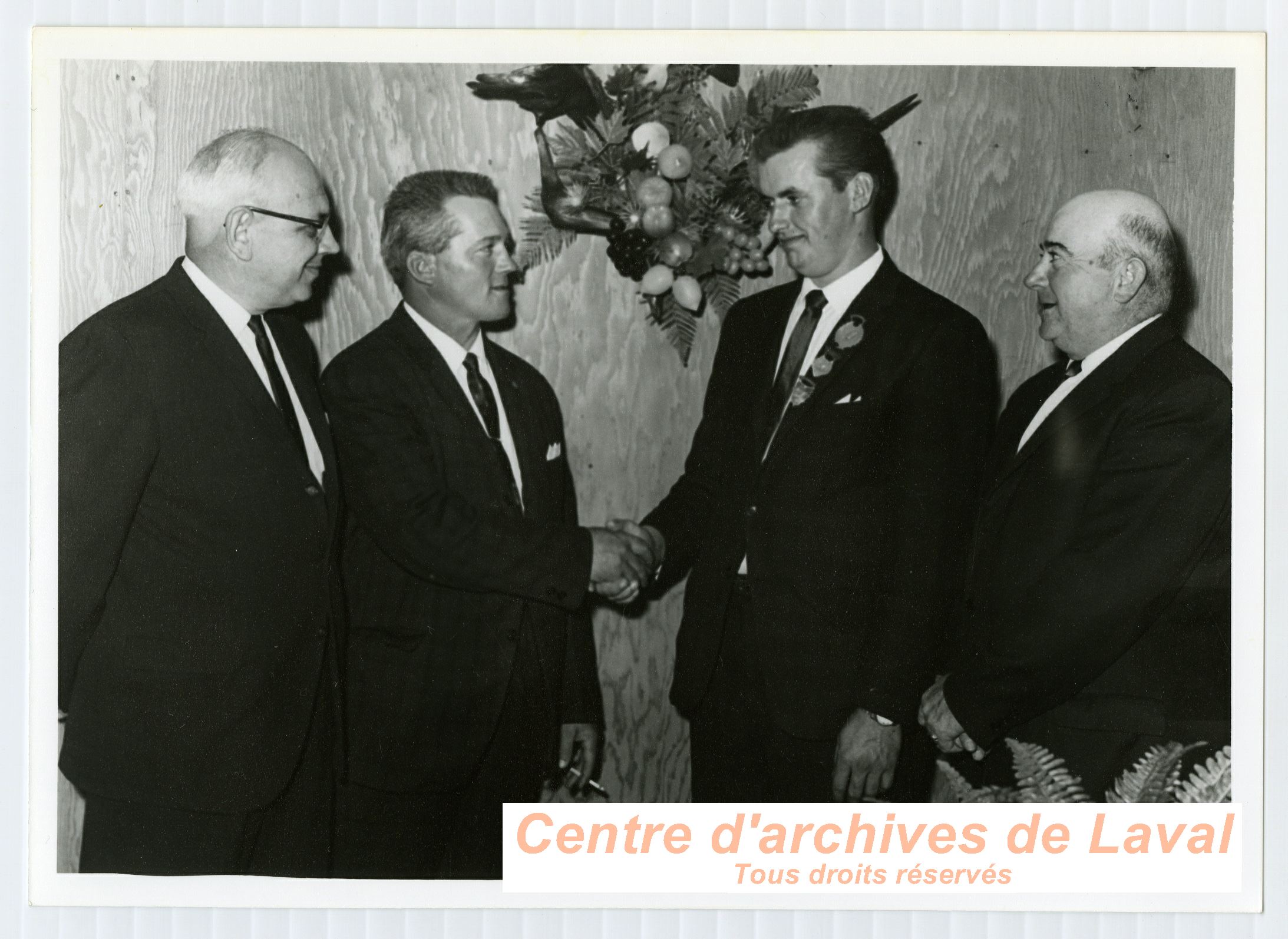 Concours de labour  Saint-Benot en 1964.