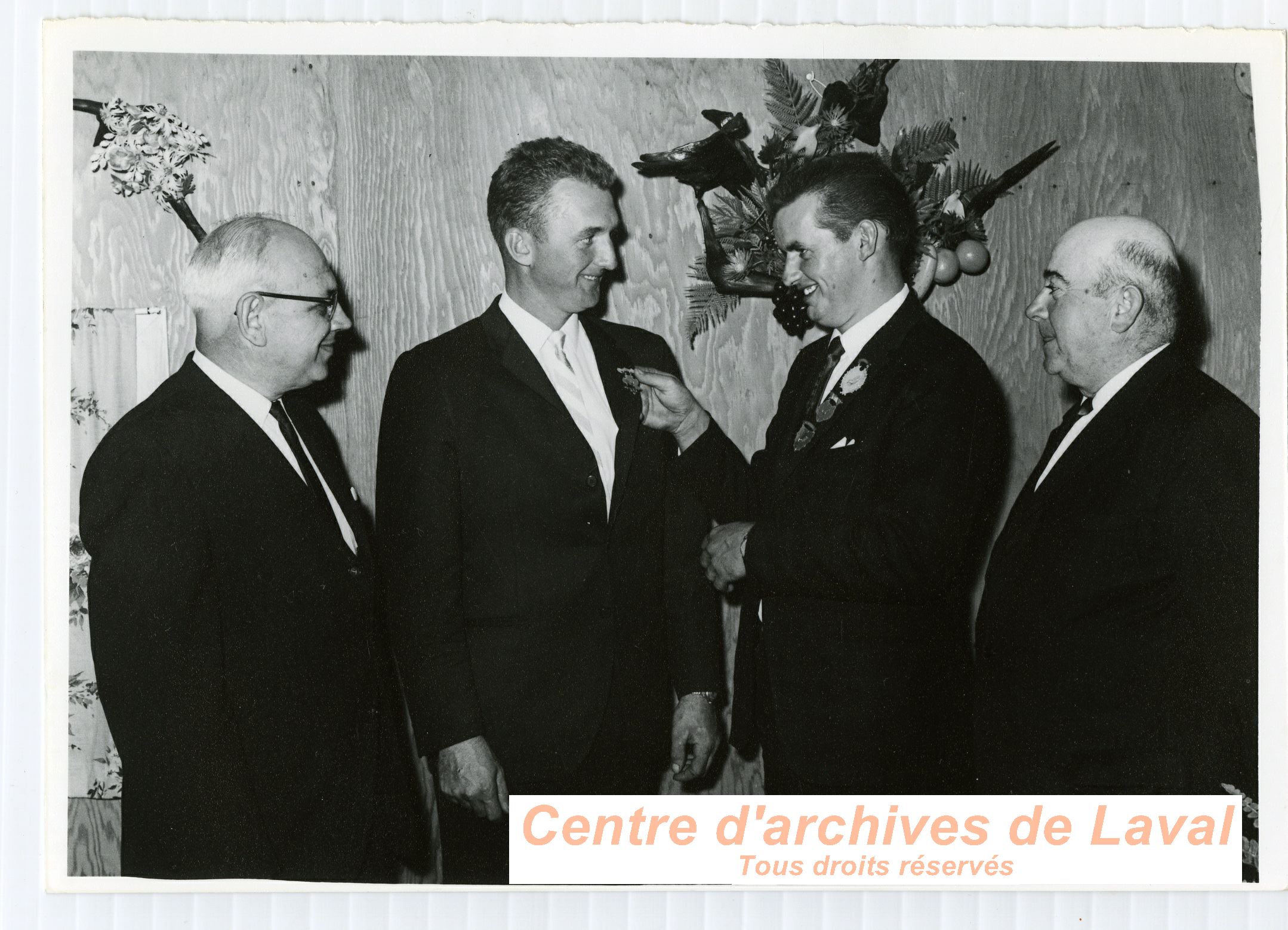 Concours de labour  Saint-Benot en 1964.