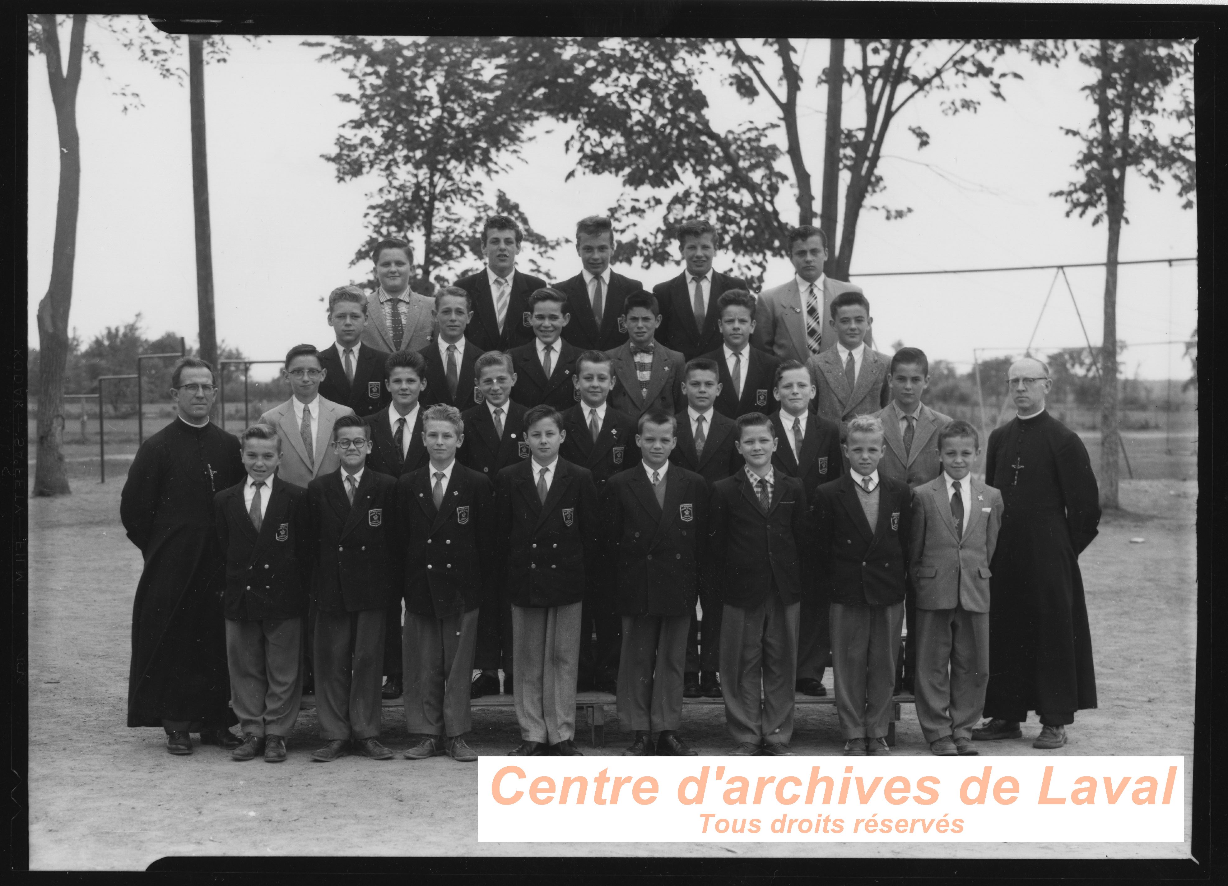 Groupe d'lves du Pensionnat Sainte-Anne, Sainte-Scholastique, en 1959