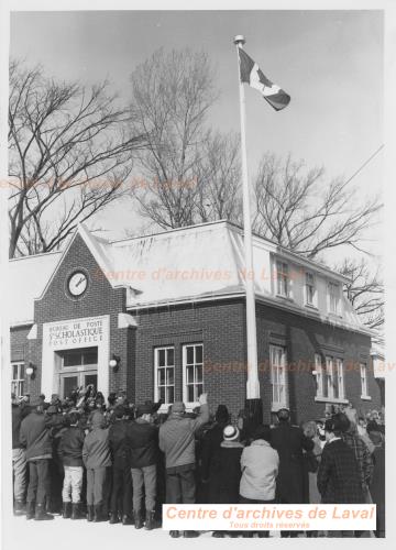 Inauguration du bureau de poste  Sainte-Scholastique.