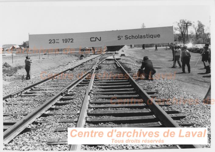 Arrive du train du Canadien National  Sainte-Scholastique le 23 mai 1972