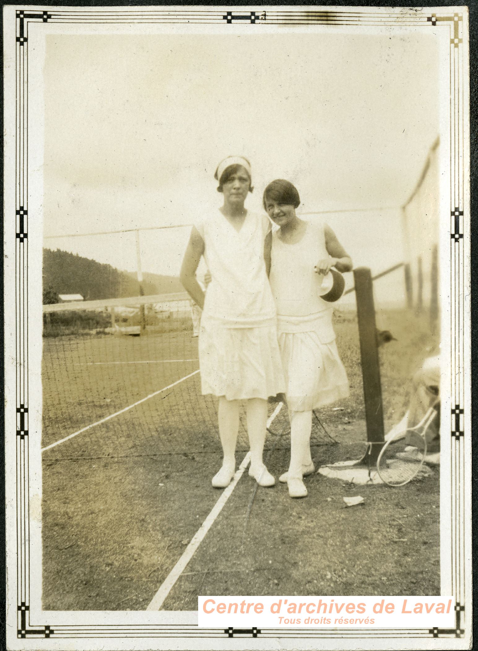 Joueuses de tennis au lac Tremblant