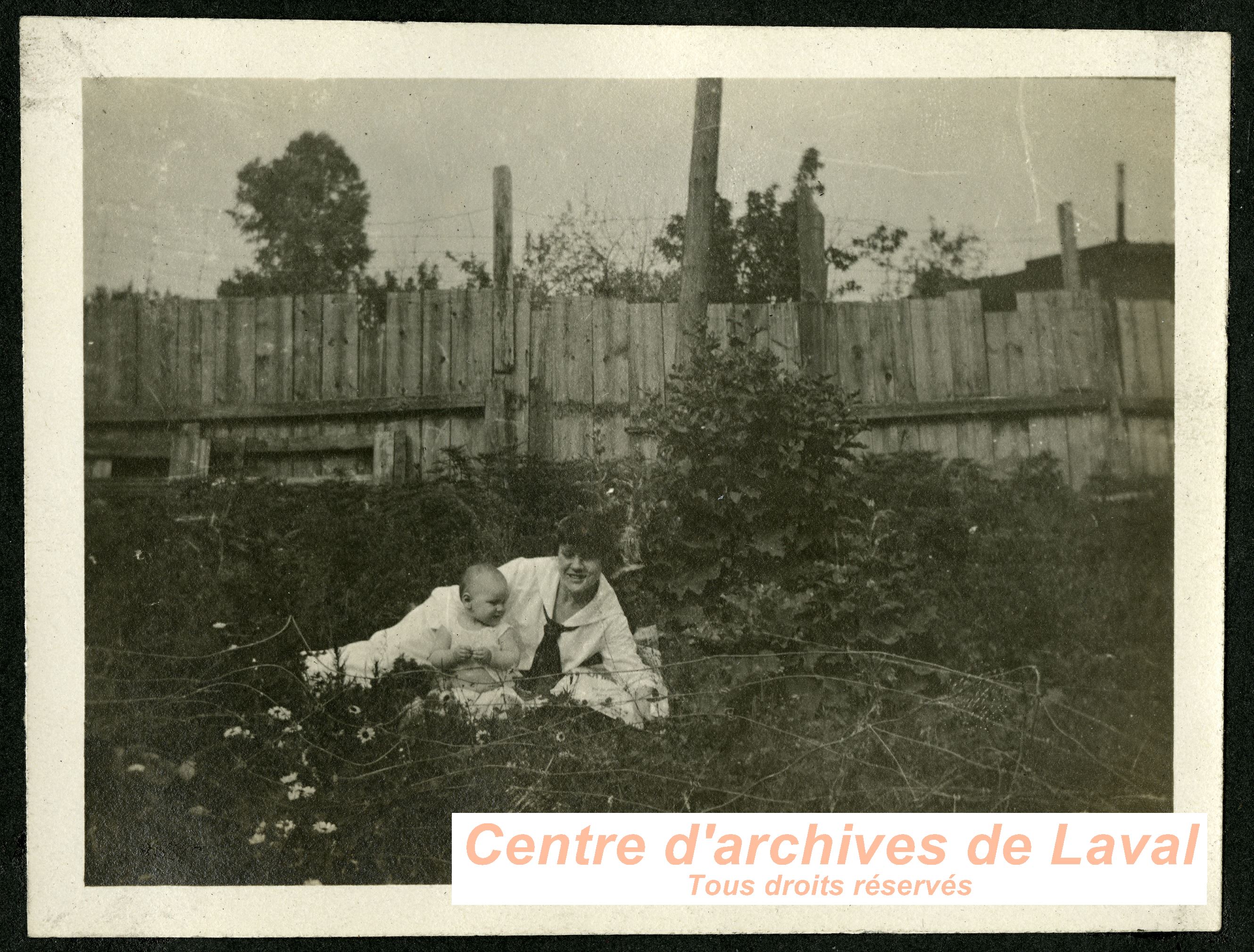 Portrait de femme et d'un bambin