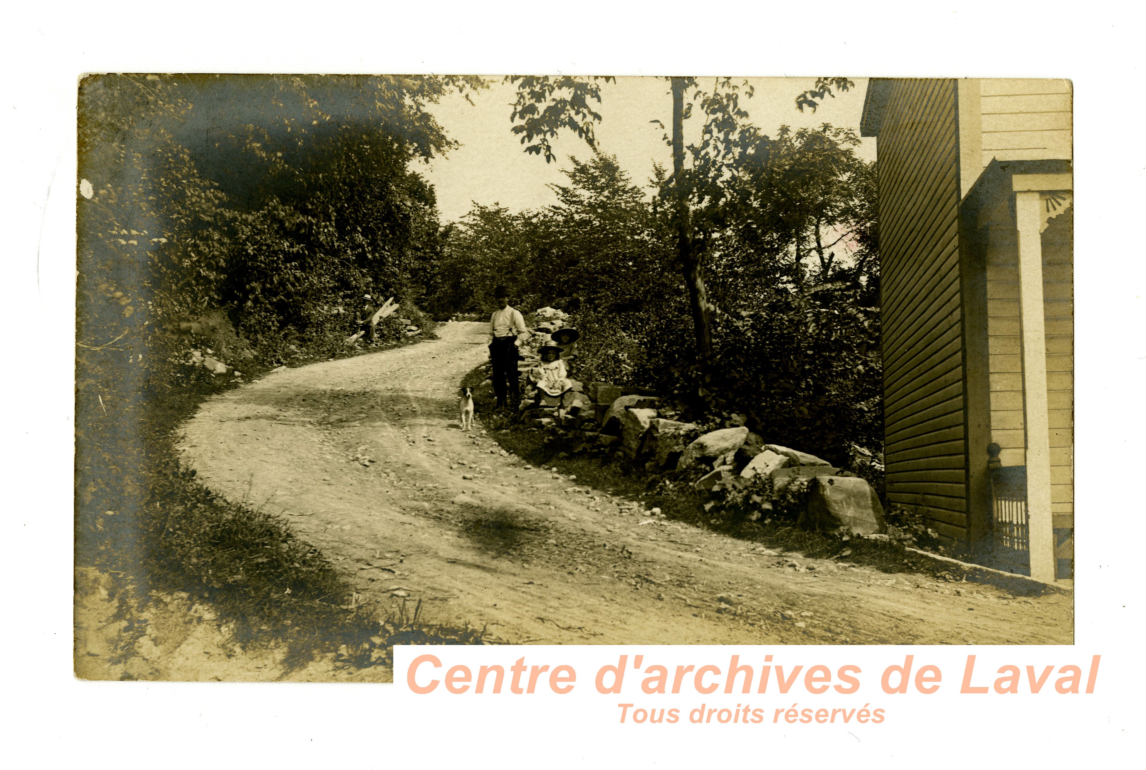 La cte Sigouin menant au boulevard Lvesque, Saint-Vincent-de-Paul.