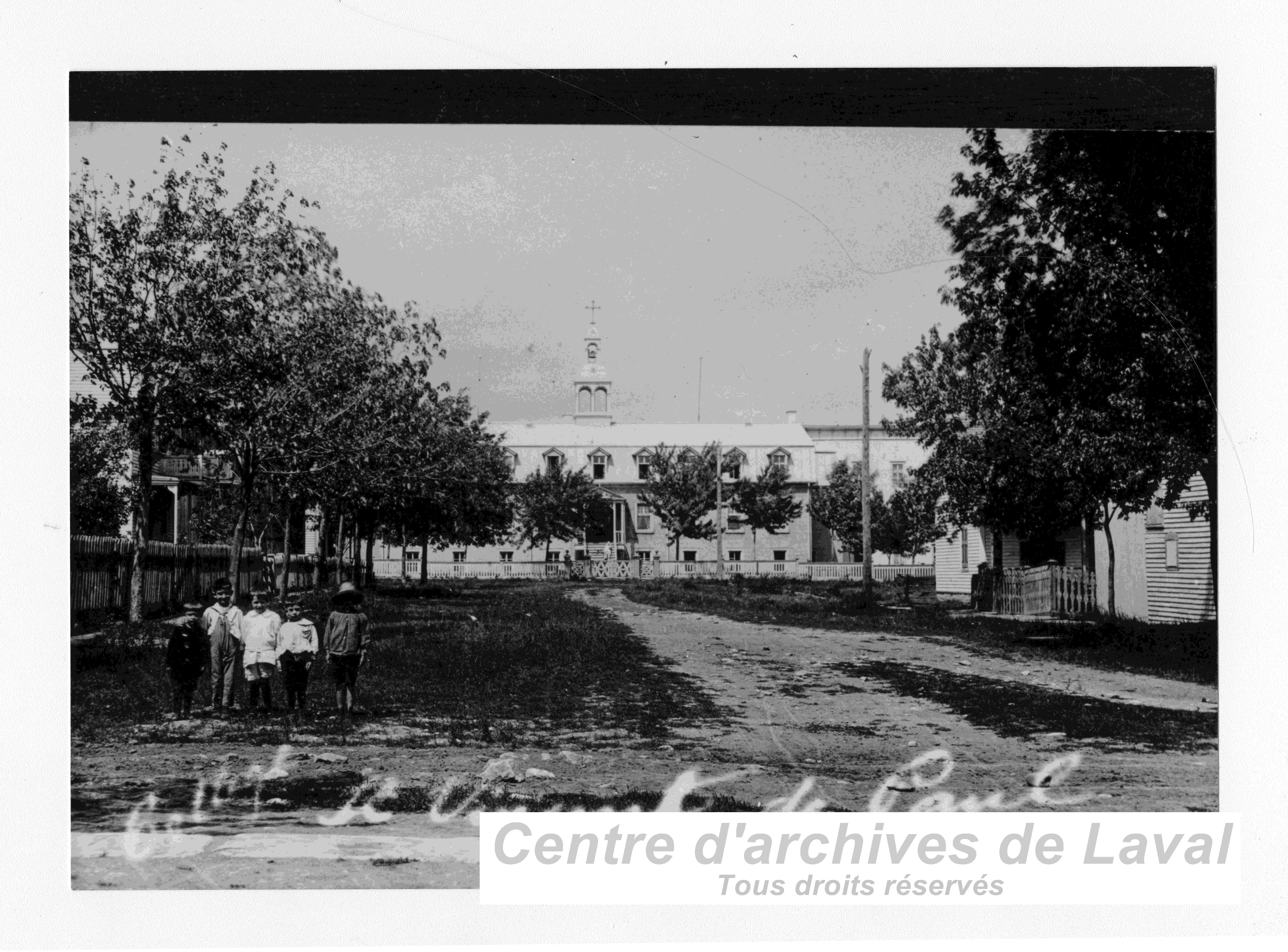 Le Collge Laval  Saint-Vincent-de-Paul.