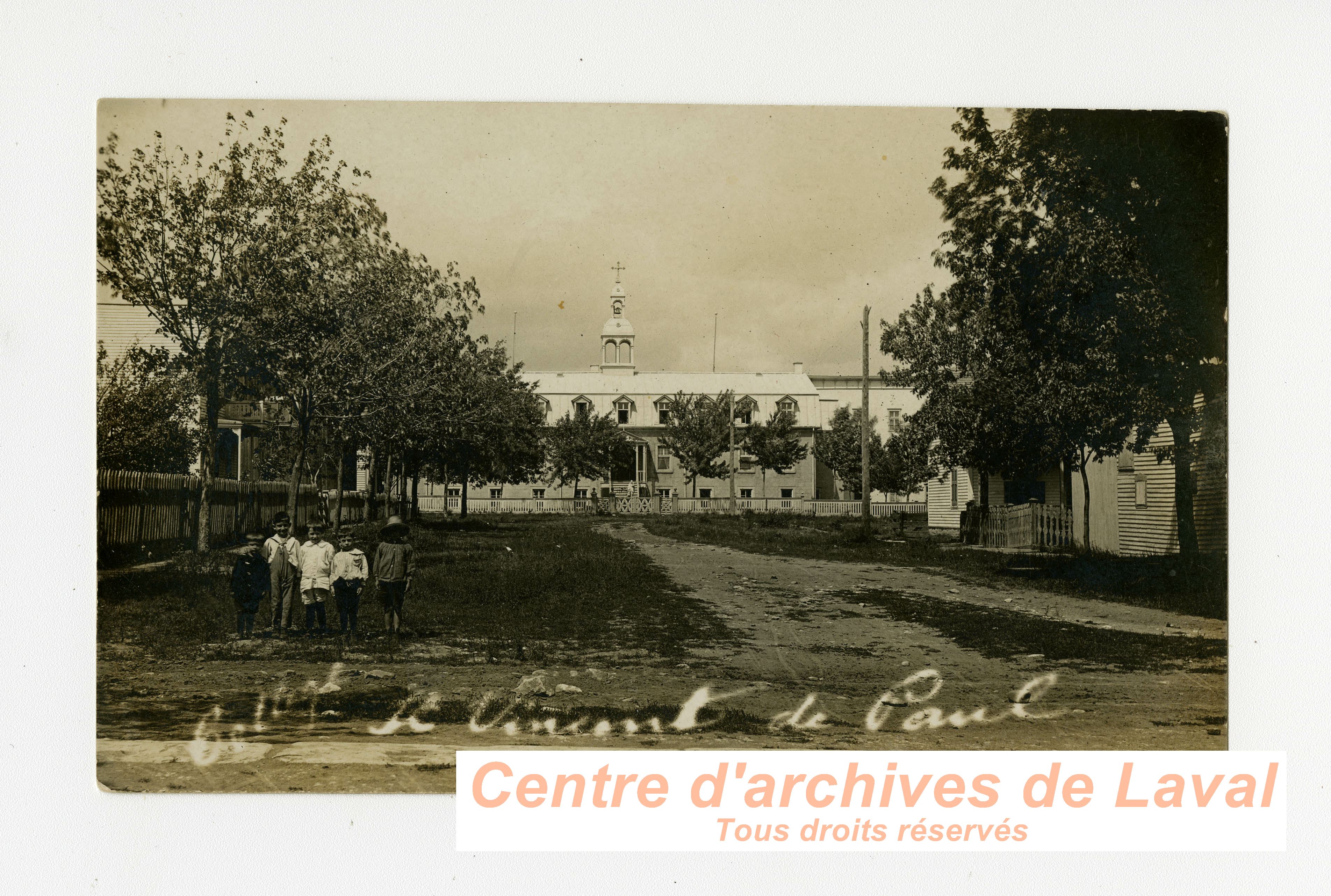 Le Collge Laval  Saint-Vincent-de-Paul.