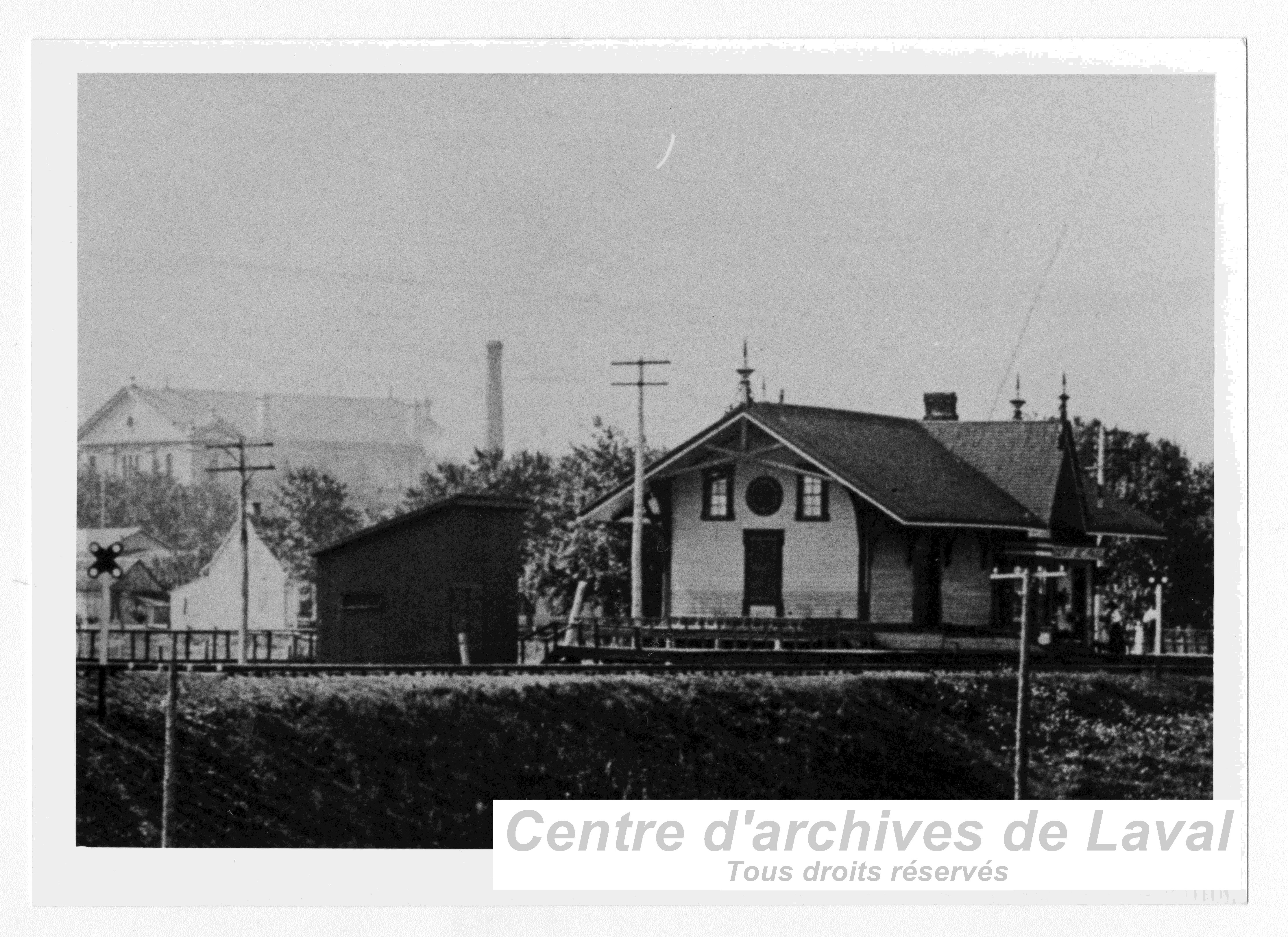 La gare de Saint-Vincent-de-Paul au dbut du 20e sicle.