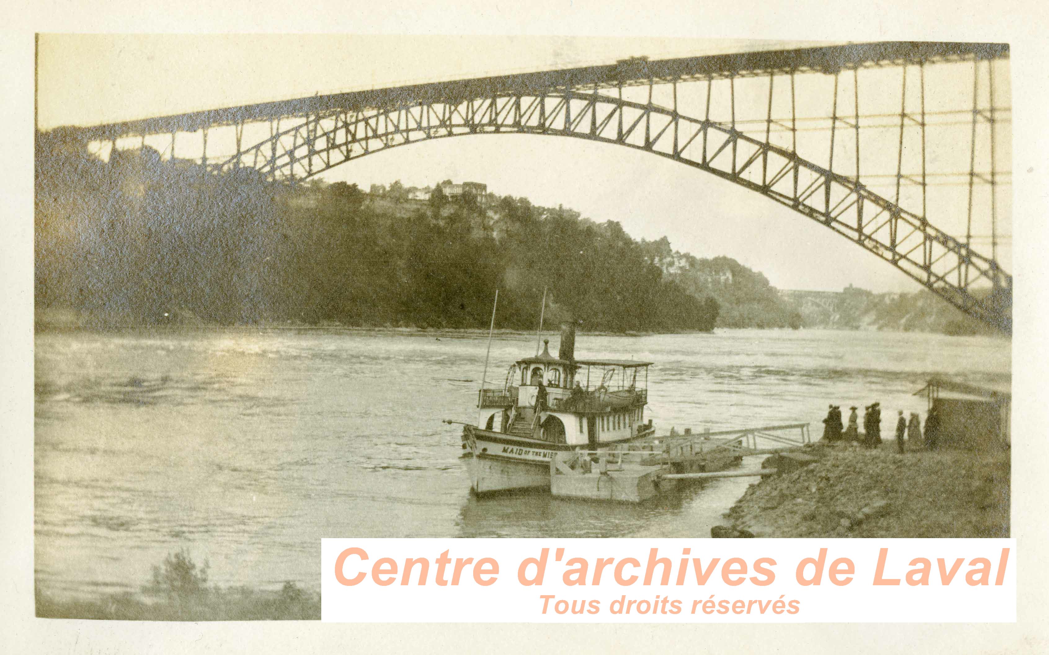 Visite des chutes du Niagara, vers 1914.