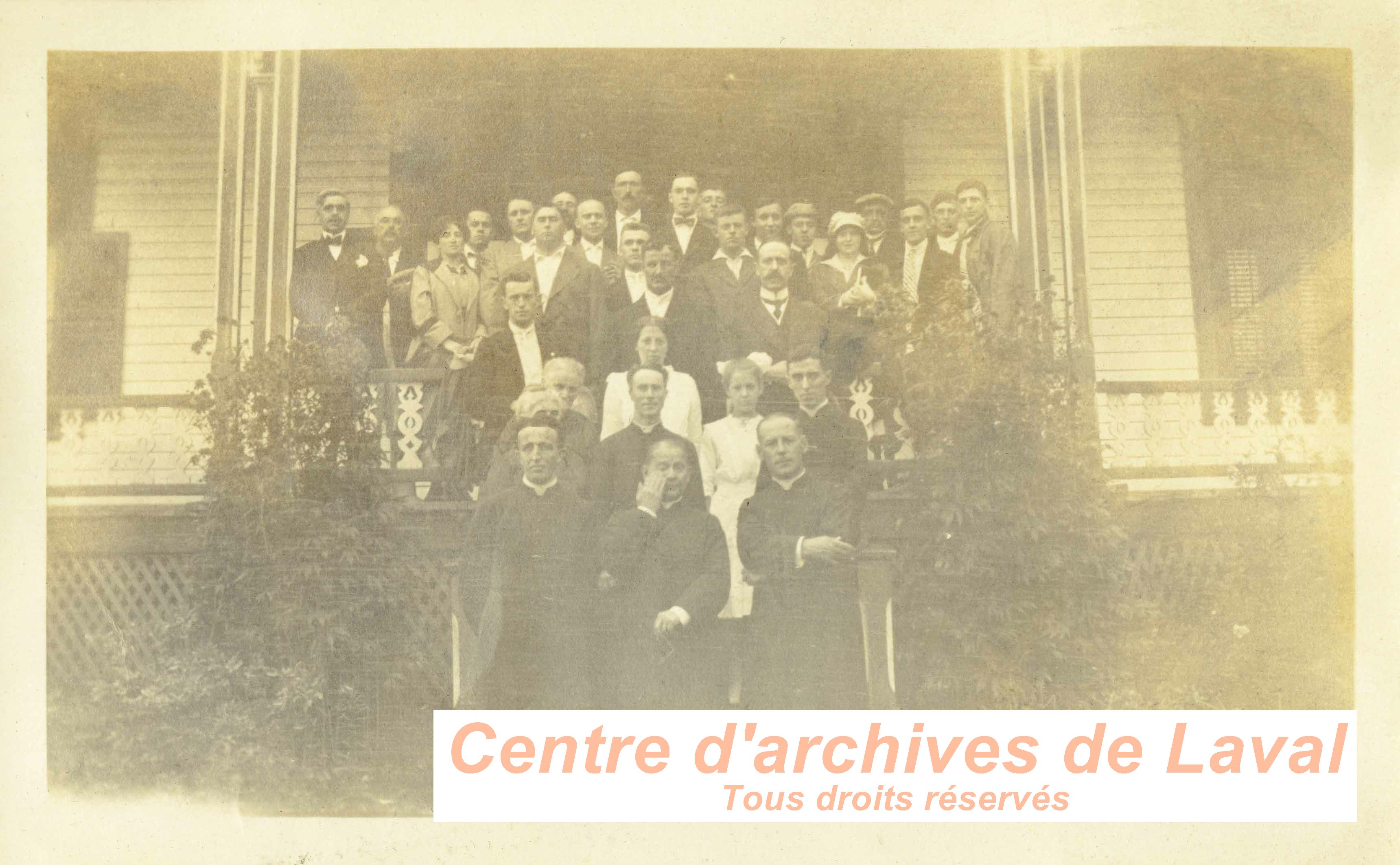 La chorale de Saint-Vincent-de-Paul, vers 1915.