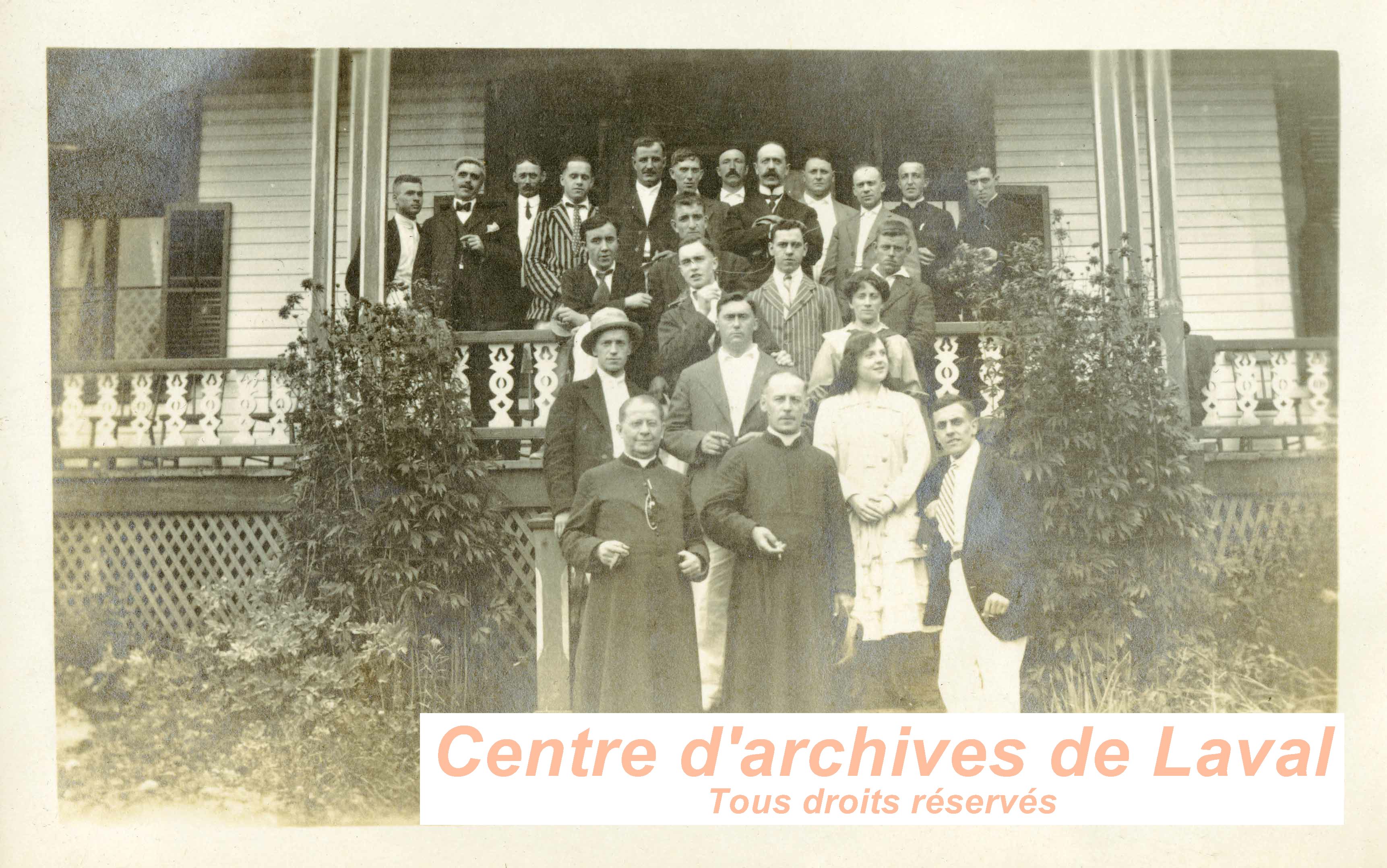 La chorale de Saint-Vincent-de-Paul, vers 1915.