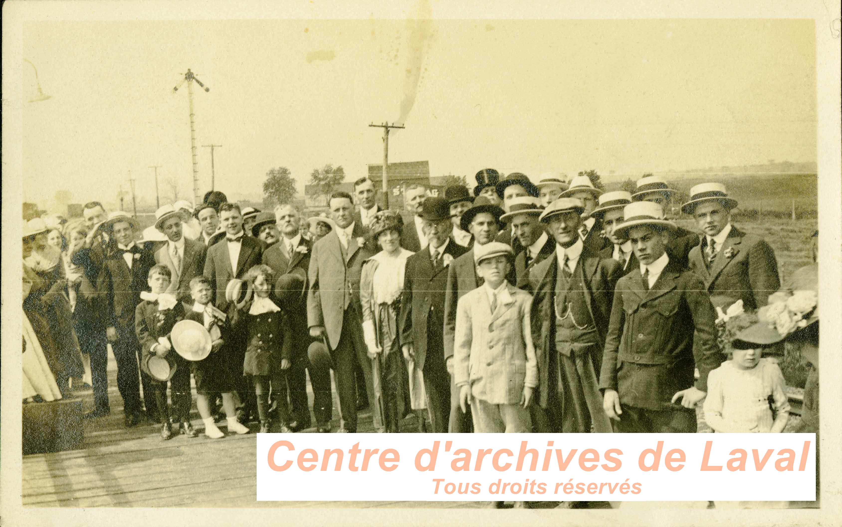 Mariage d'Ernestine Bisson et Alban Auclair.