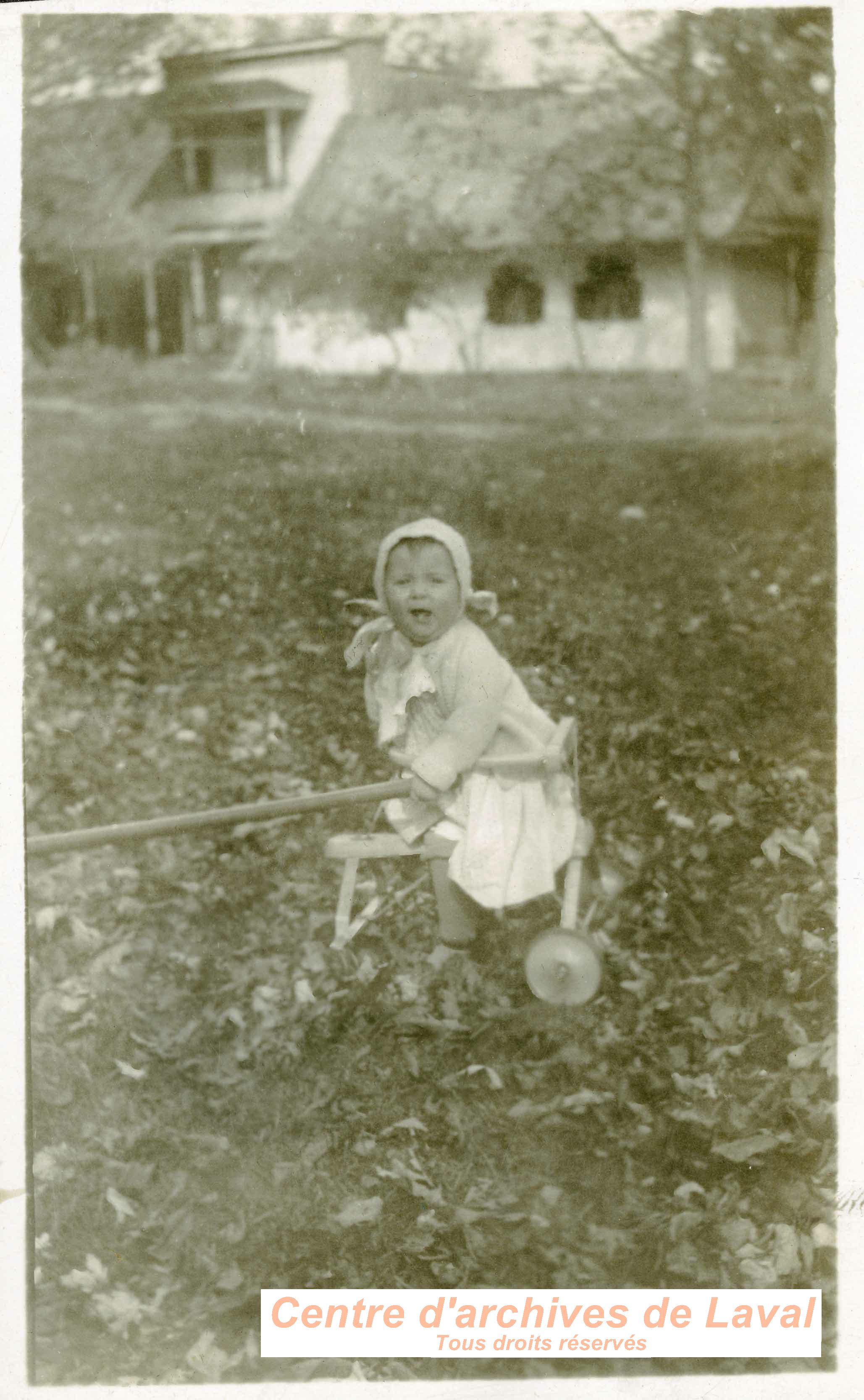 Enfant  la campagne.