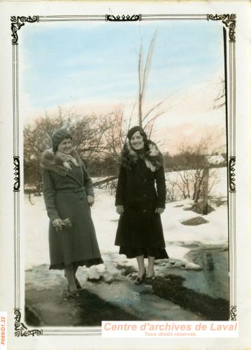 Portrait de deux femmes