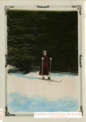 Femme en ski de fond